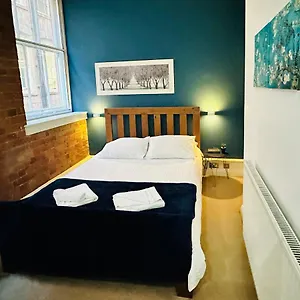  Apartment Lovely Studio In The Heart Of United Kingdom